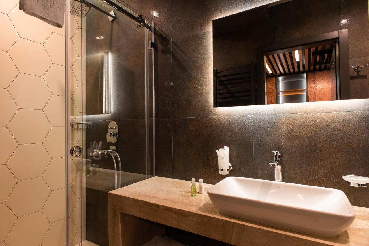 Mojo Boutique Hotel Lutsk Luaran gambar