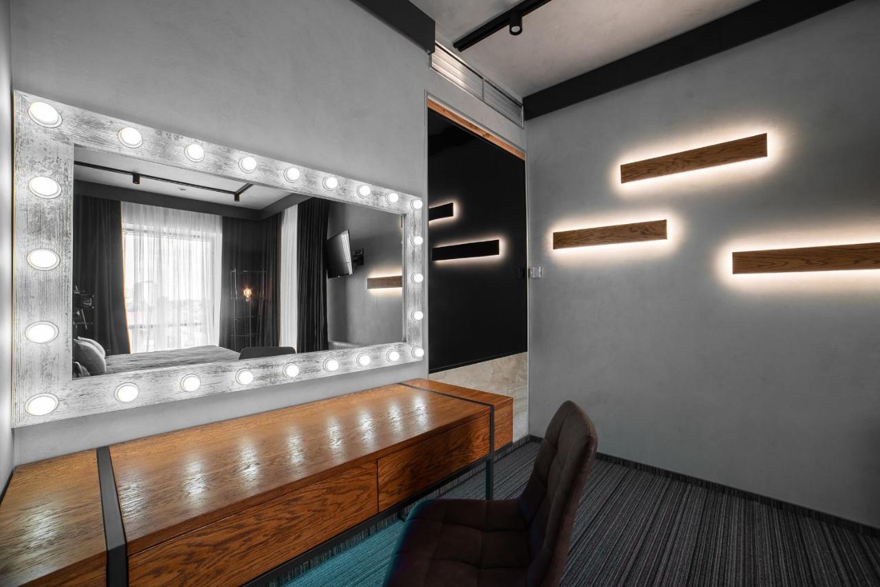 Mojo Boutique Hotel Lutsk Luaran gambar