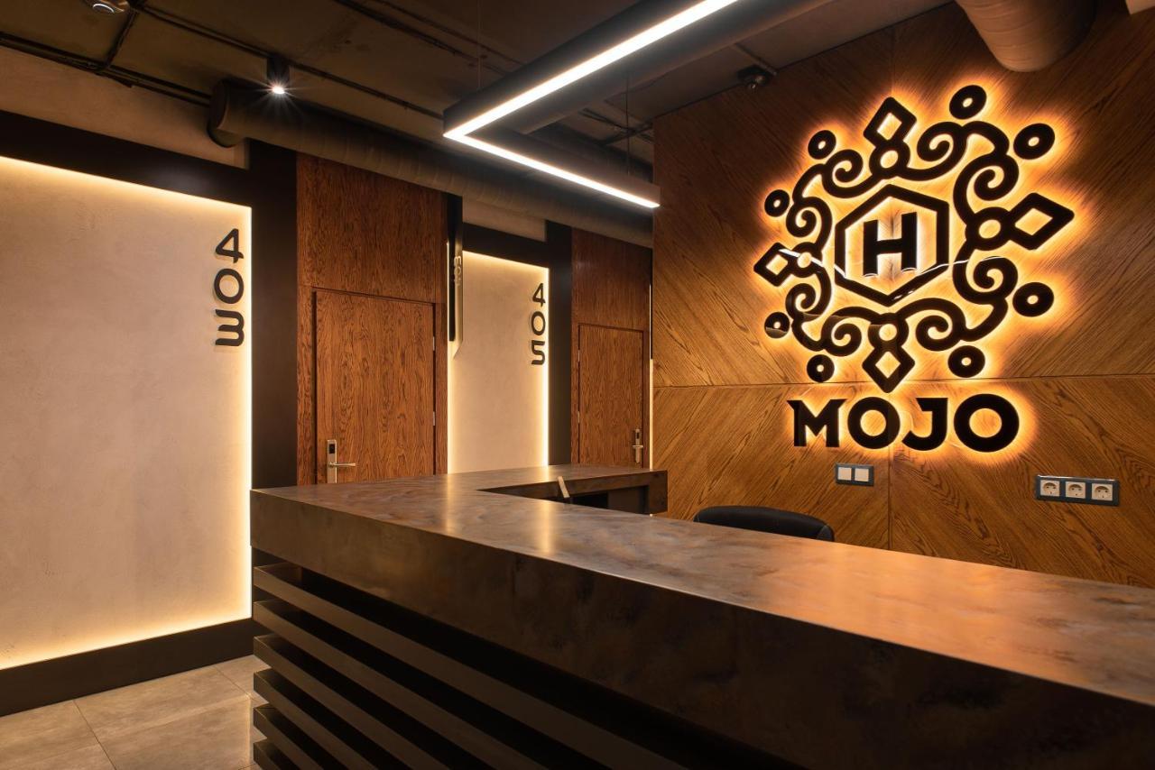 Mojo Boutique Hotel Lutsk Luaran gambar