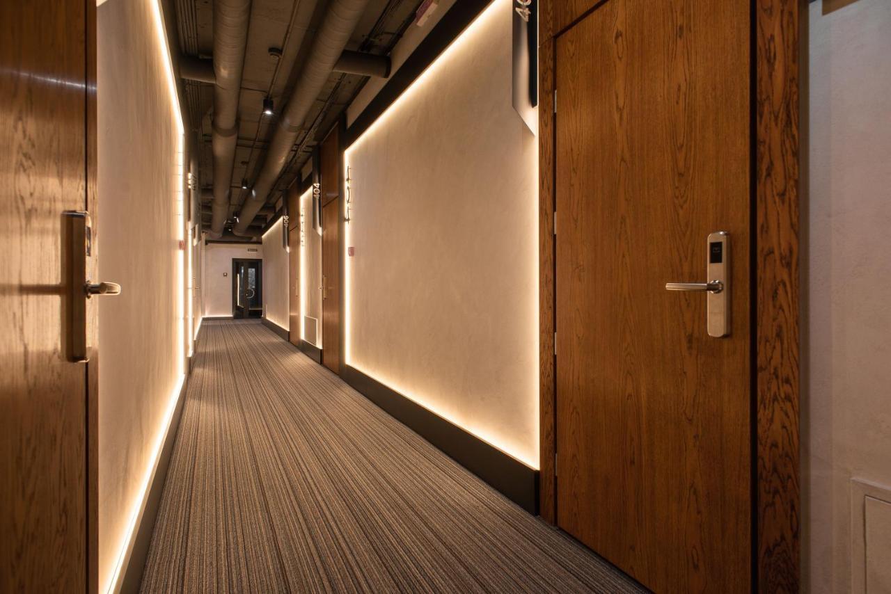 Mojo Boutique Hotel Lutsk Luaran gambar